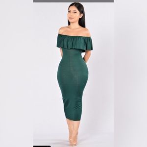 Fashion Nova Off Shoulder Green bodycon Dress